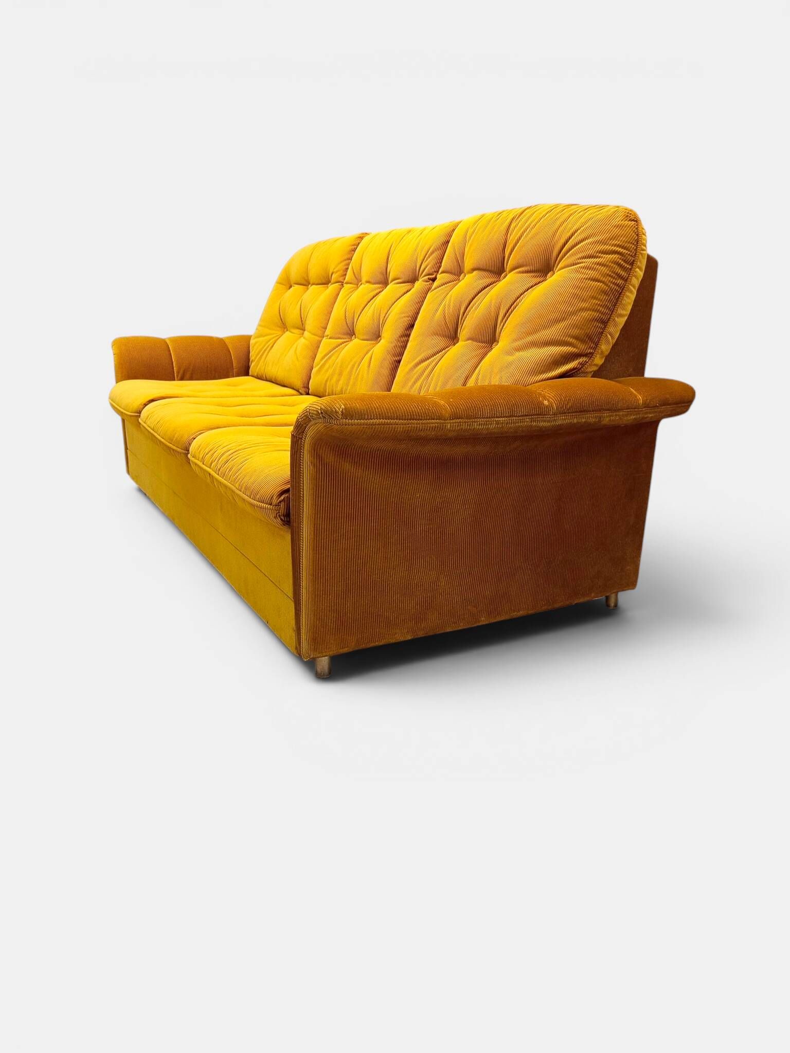 Vintage lounge set for 5, 3-seater convertible sofa and 2 armchairs, 70s.