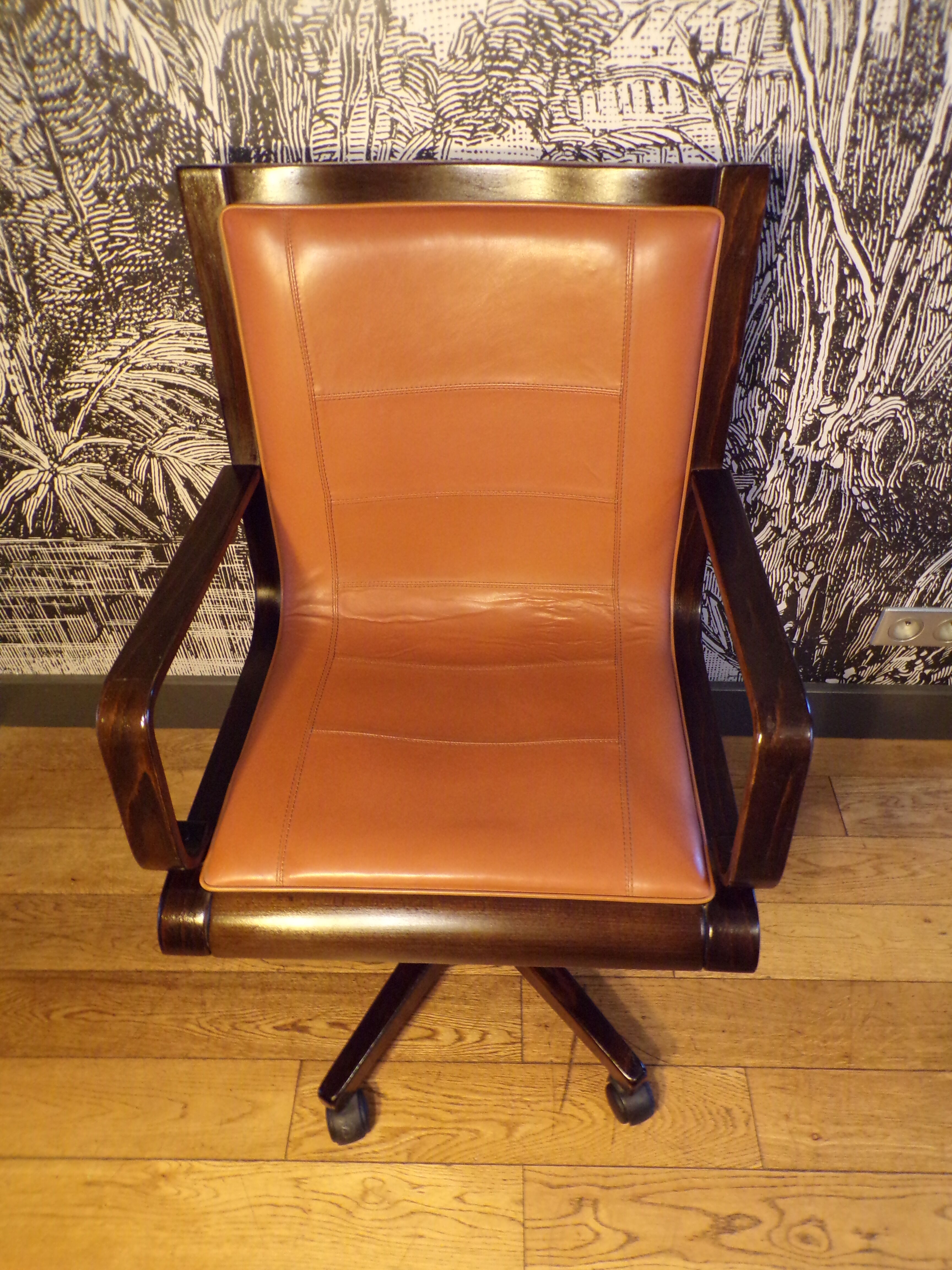 Vintage cofemo leather chair