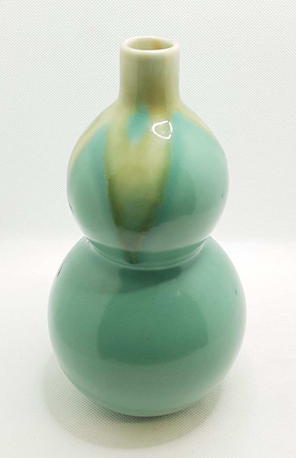 Flacon en céramique en forme de gourde