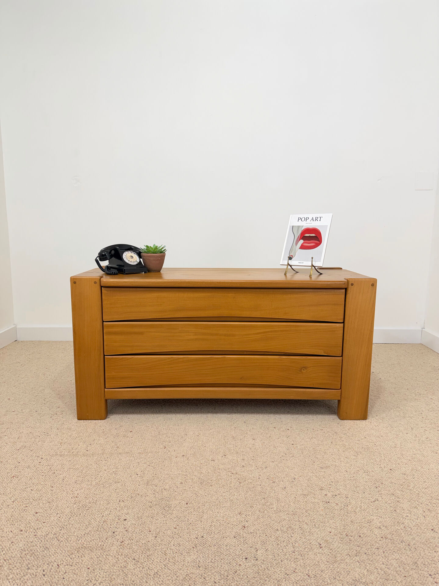 Commode vintage en orme – années 70