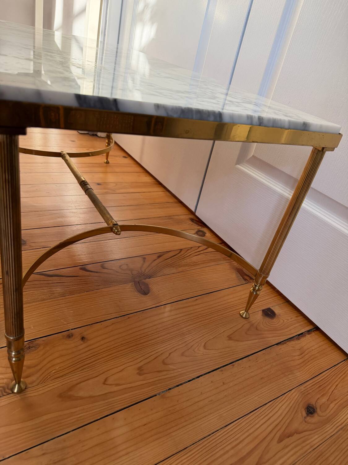 French neoclassical coffee table in brass and marble, circa 1960-70.