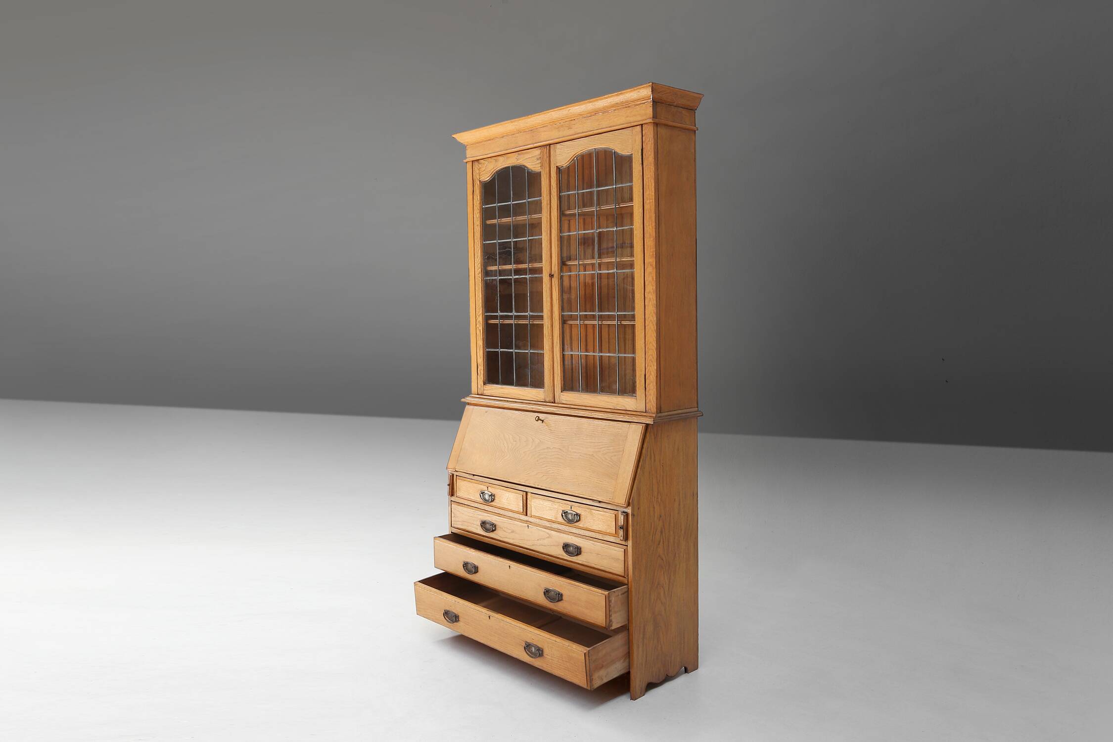 Engish secretary bookcase Arts&Crafts 1910