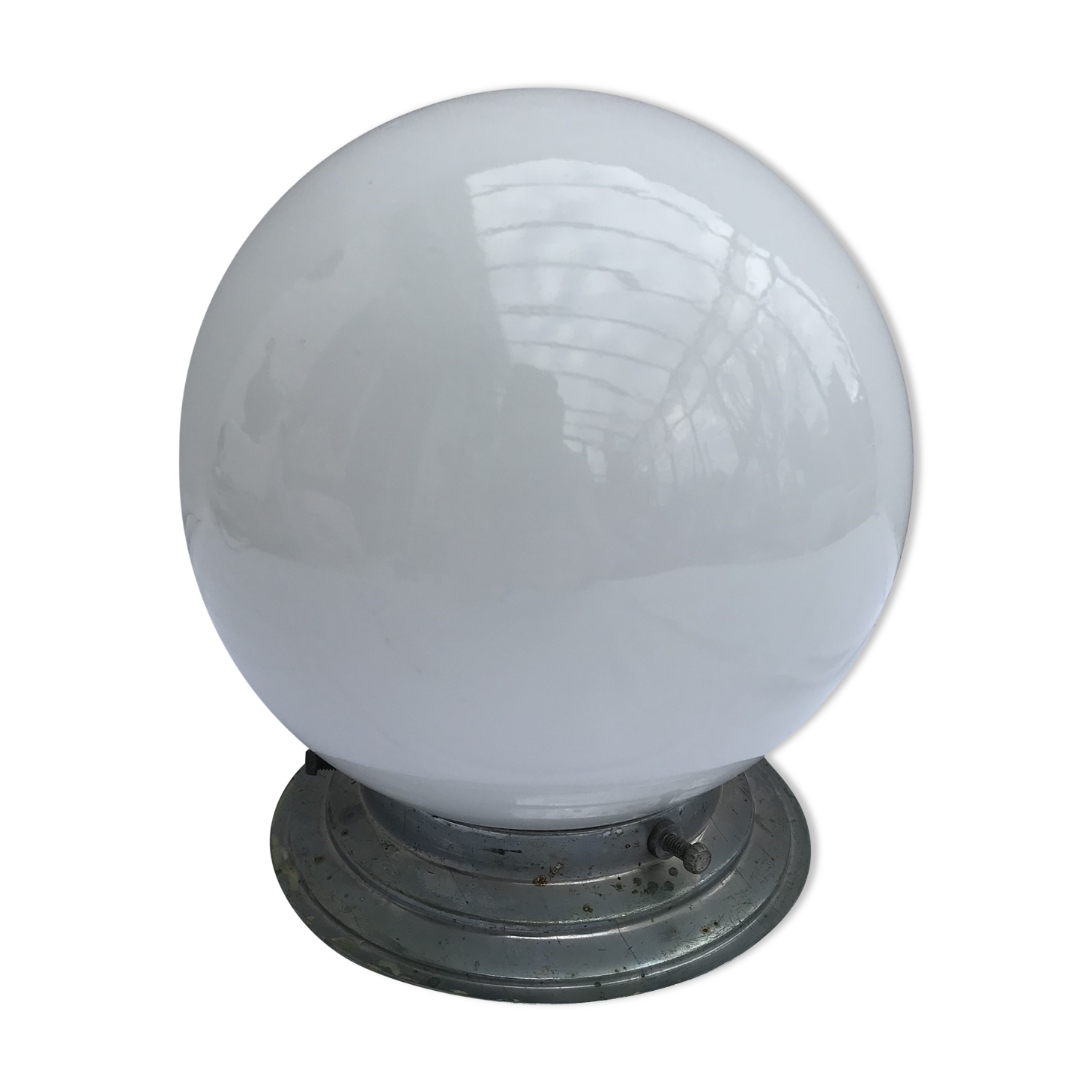 Old opaline white ball suspension applied - alu vintage support