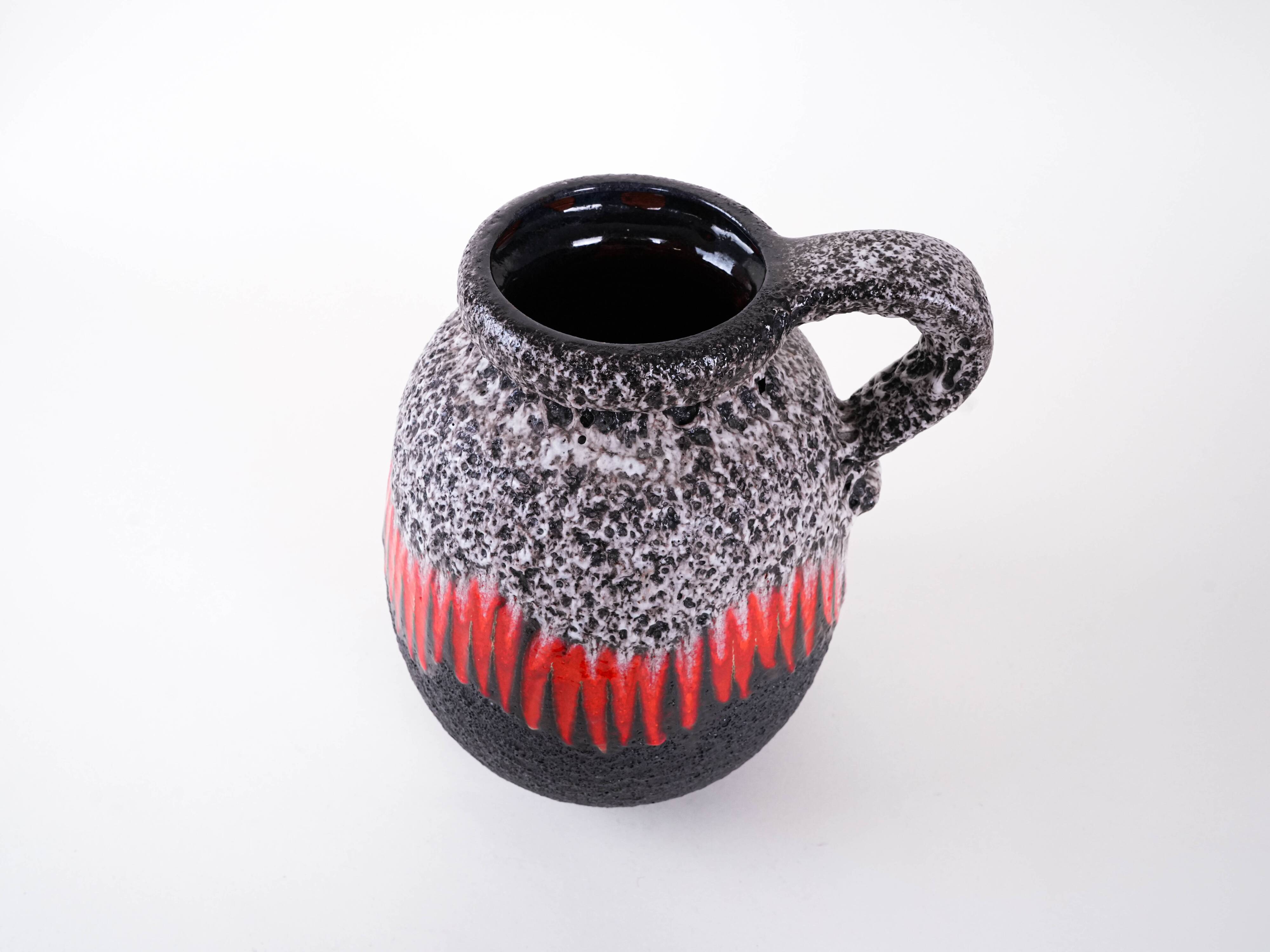 Vase en céramique Fat Lava, design allemand, années 1960, fabriqué en Allemagne de l'Ouest.
