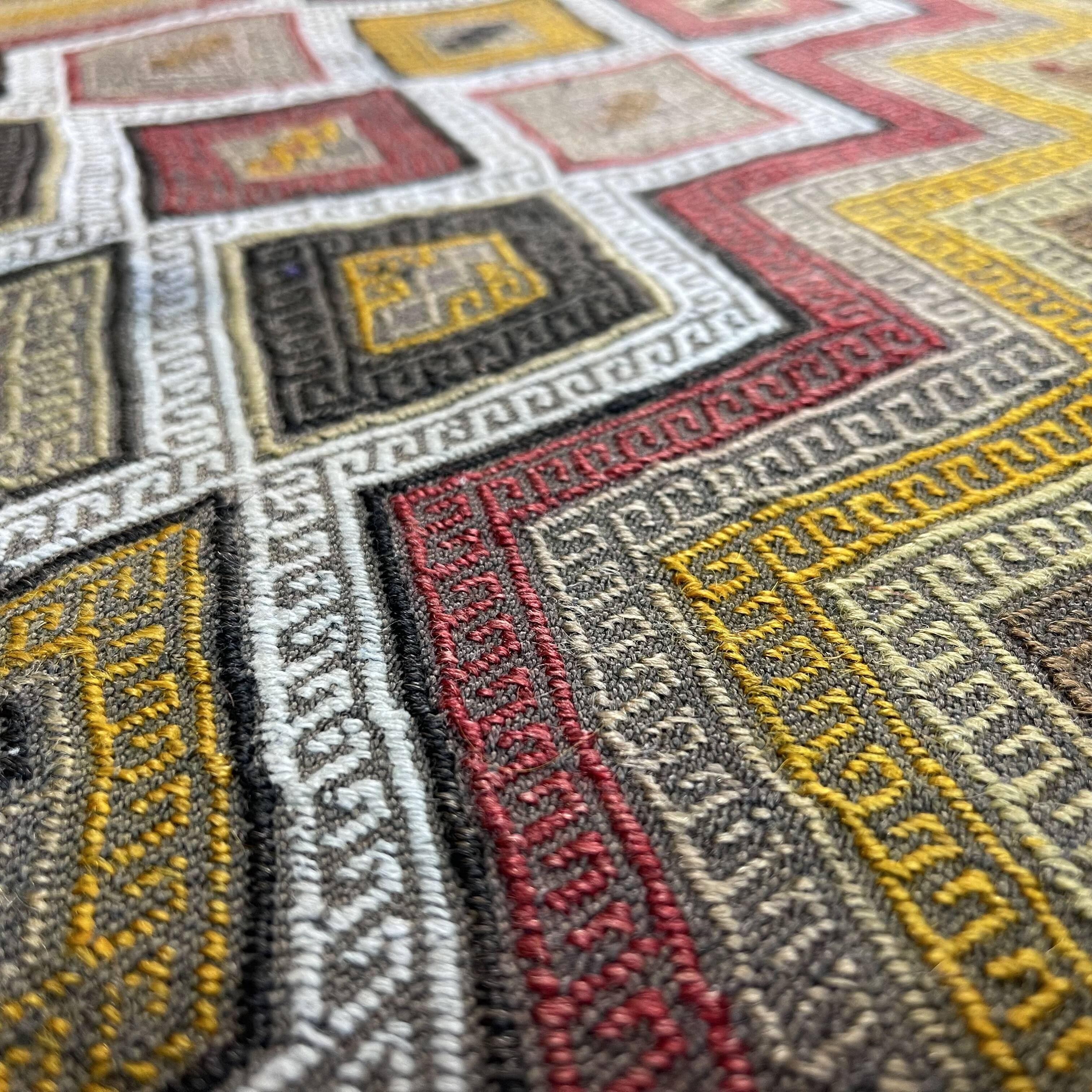 Vintage turkish kilim rug , 78 x 54 cm