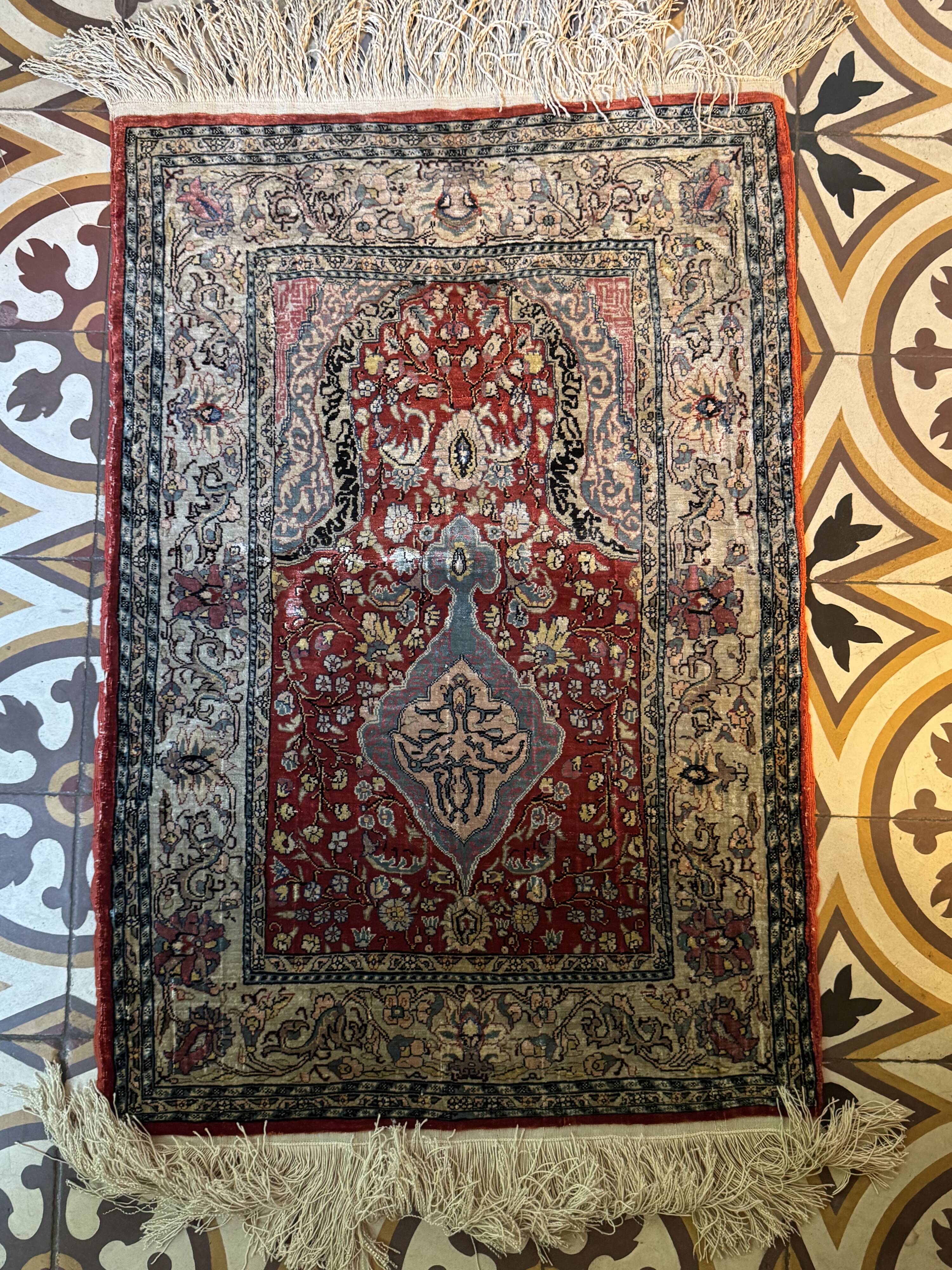 Tapis Hereke en soie