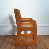 Chaise en bois pour enfant