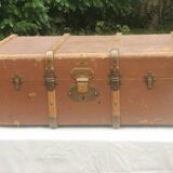 Vintage trunk "la panthere" in lyon