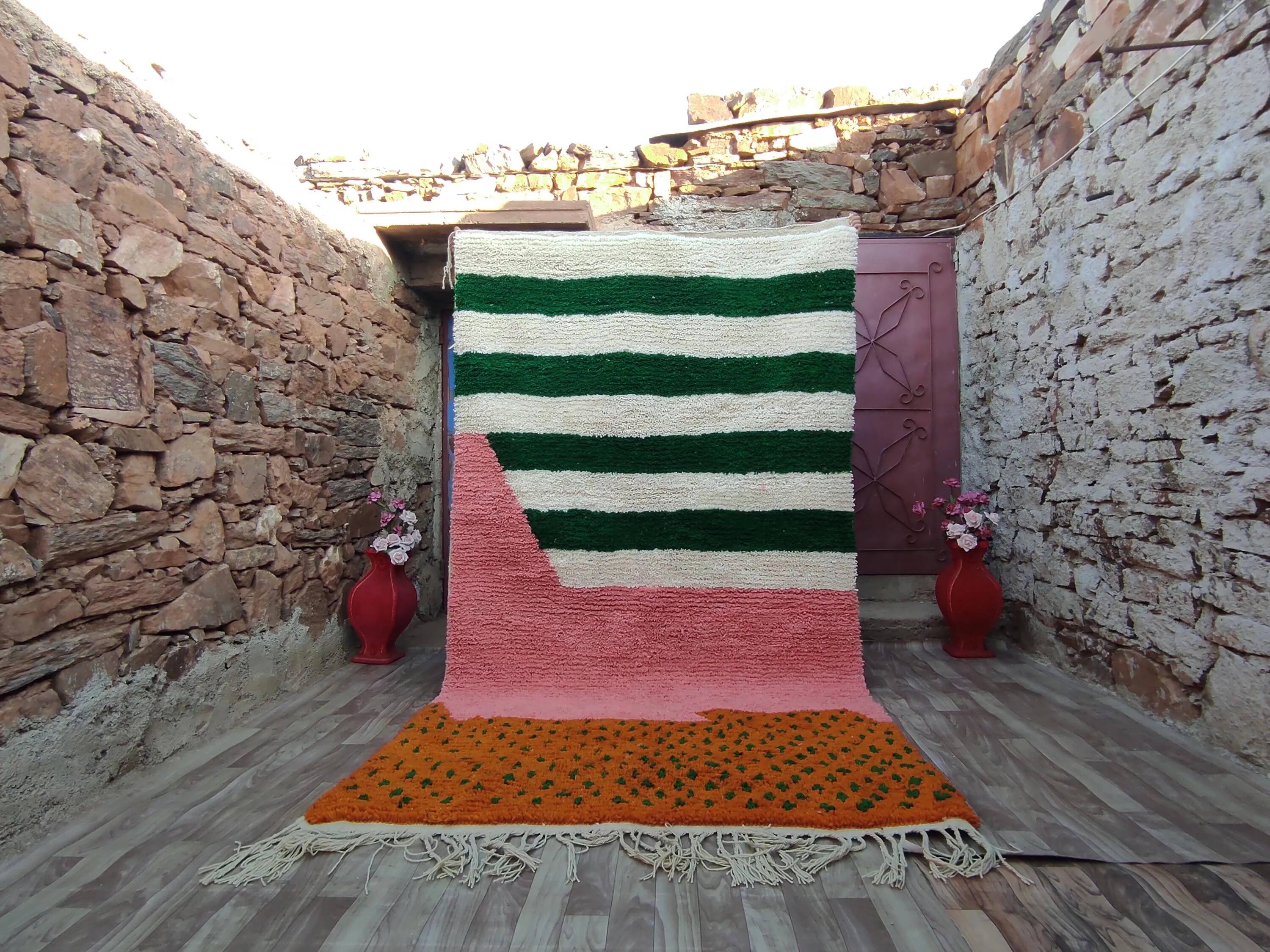 Traditional Berber rug in natural wool 2.5x1.5 m