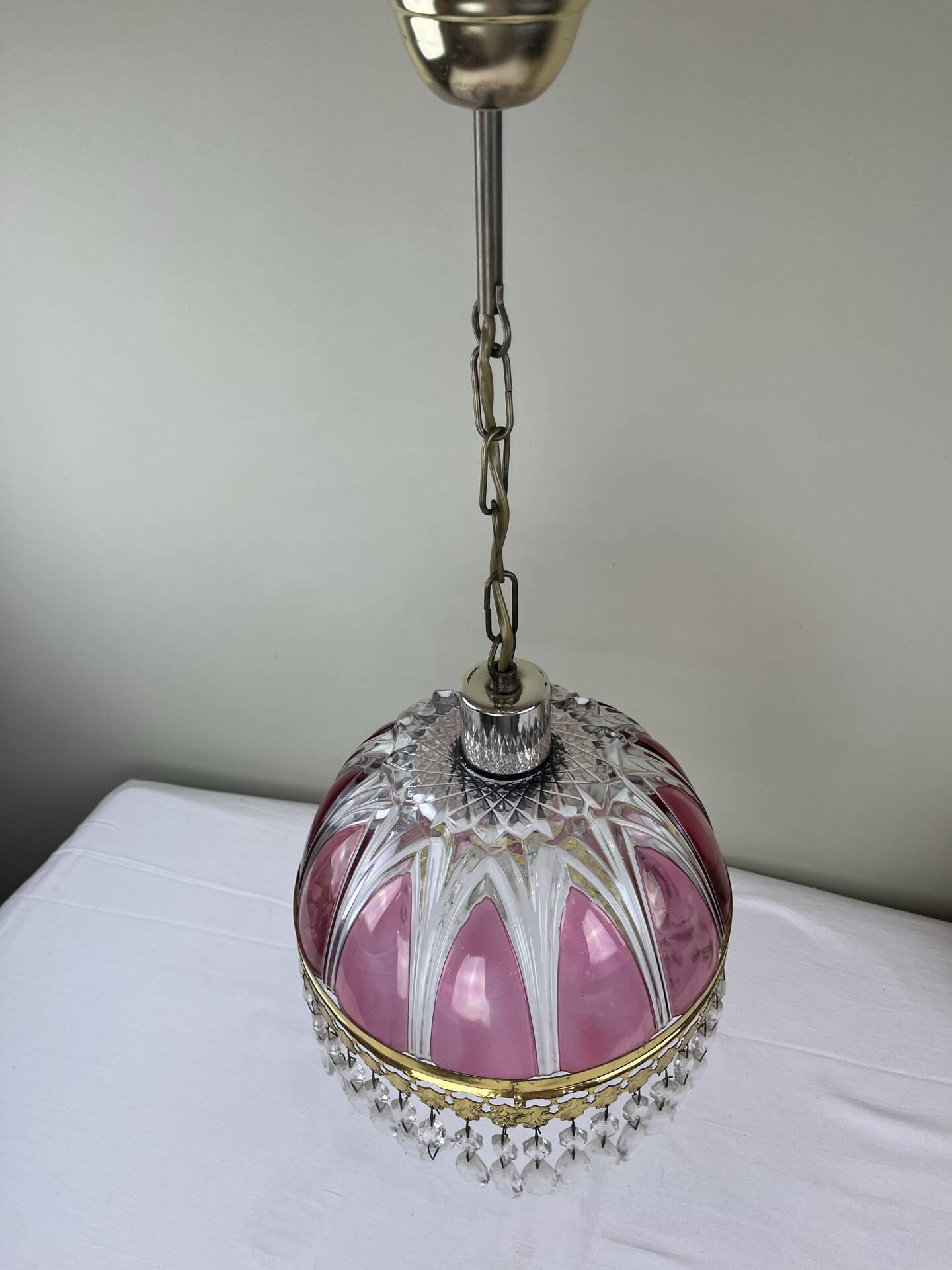 Suspension en verre ciselé avec pampilles