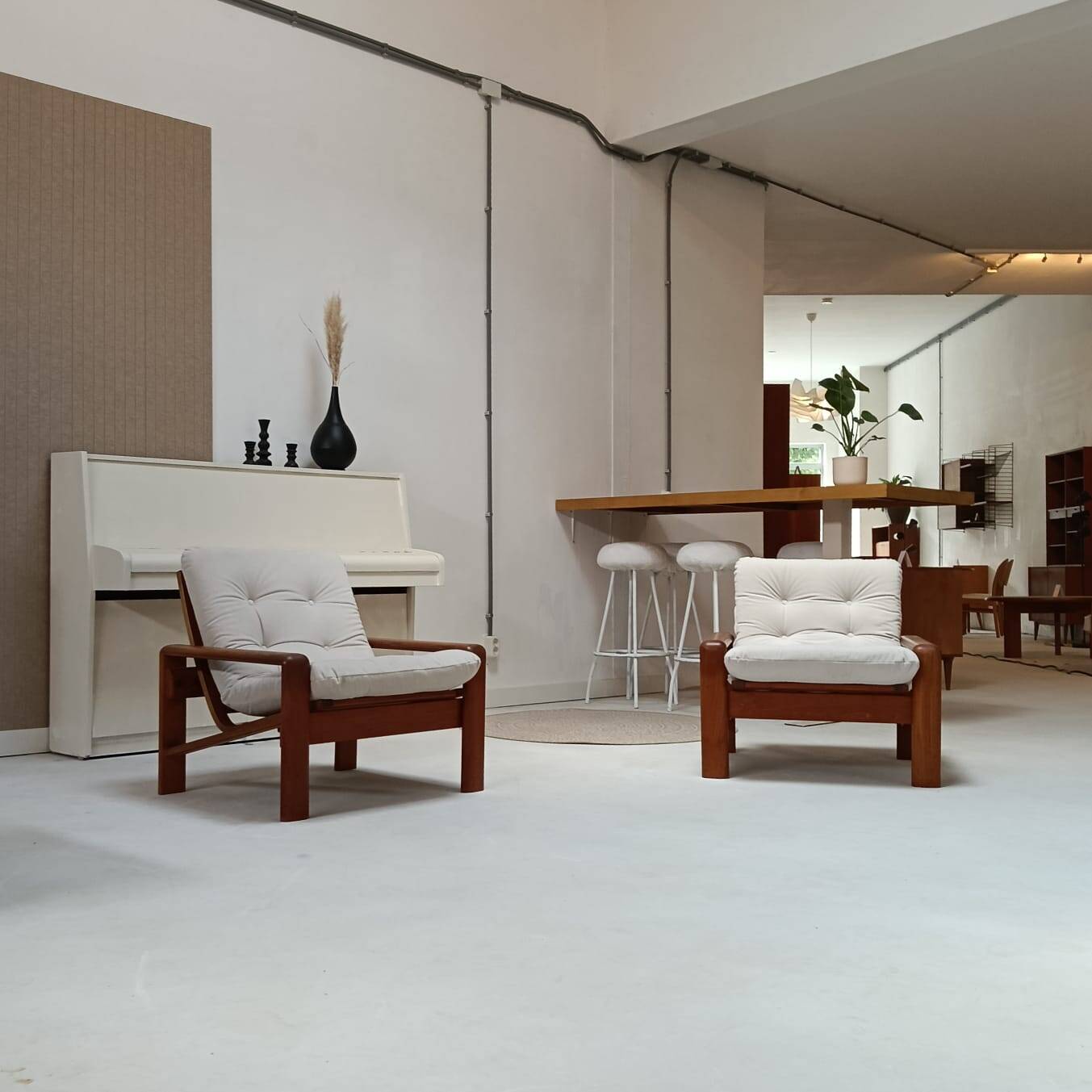 Fauteuils du milieu du siècle