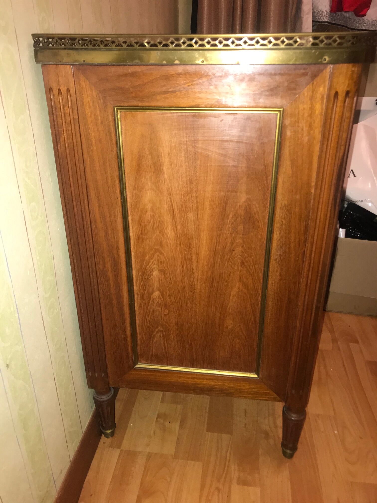 Louis XVI Mahogany chest of drawers