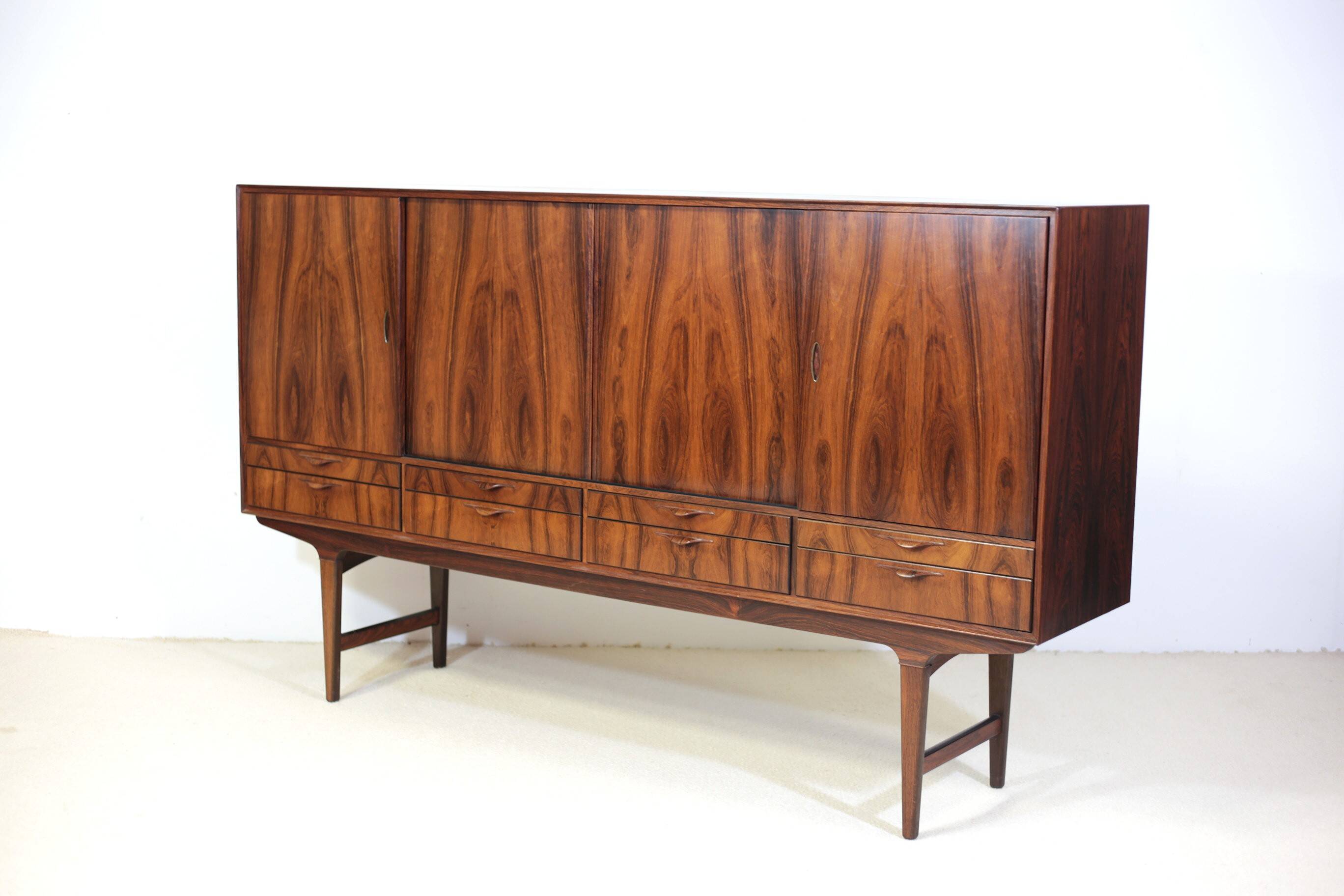 High enfilade in rosewood