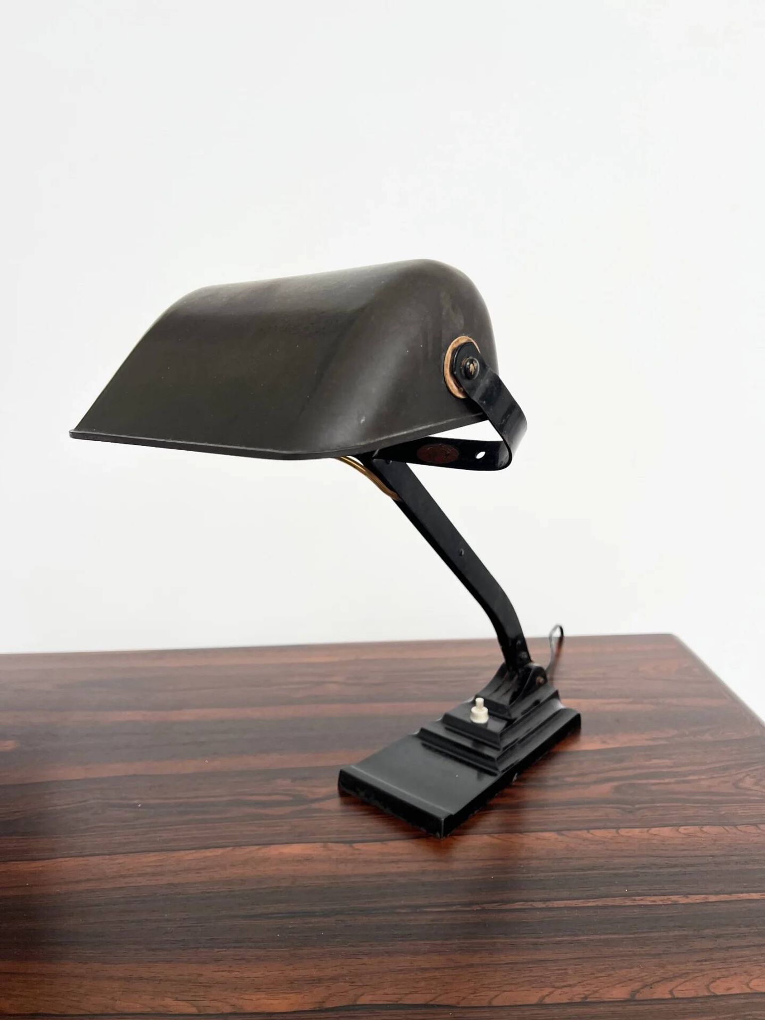 Articulated desk lamp ERPE — Black metal and Bakelite, Belgium, 1930s-40s