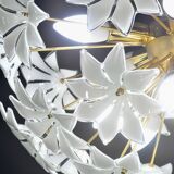 Magnifique lustre Sputnik en verre de Murano blanc orné de fleurs, années 1980