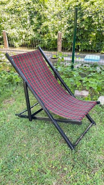 Vintage folding deck chair