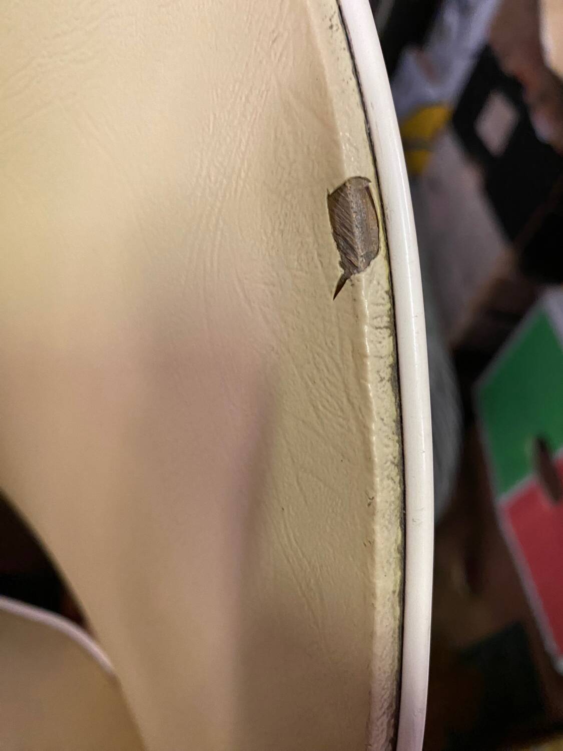 Table and its 3 vintage chairs