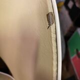 Table and its 3 vintage chairs