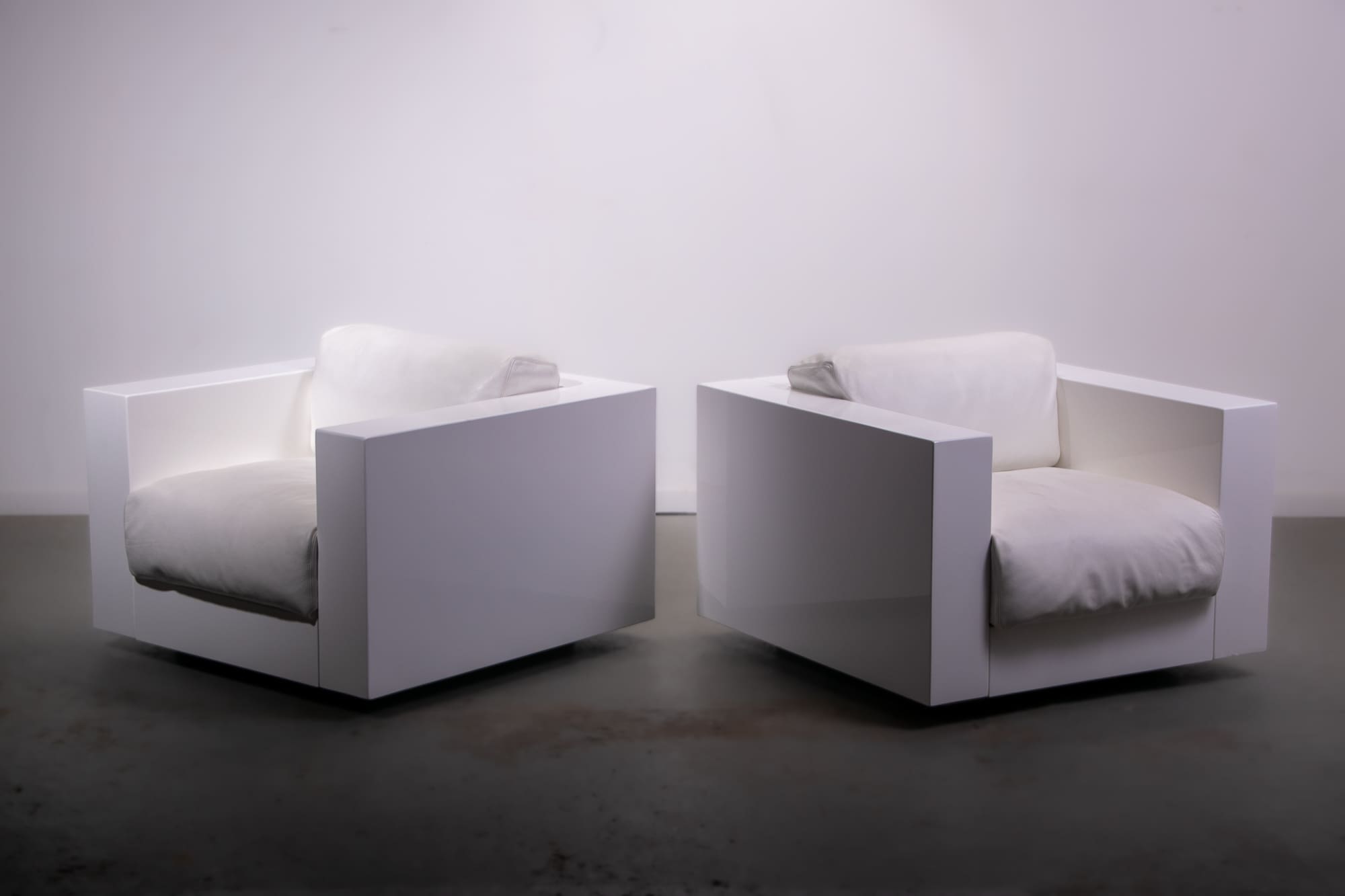 Saratoga armchairs by Lella and Massimo Vignelli for Poltronova