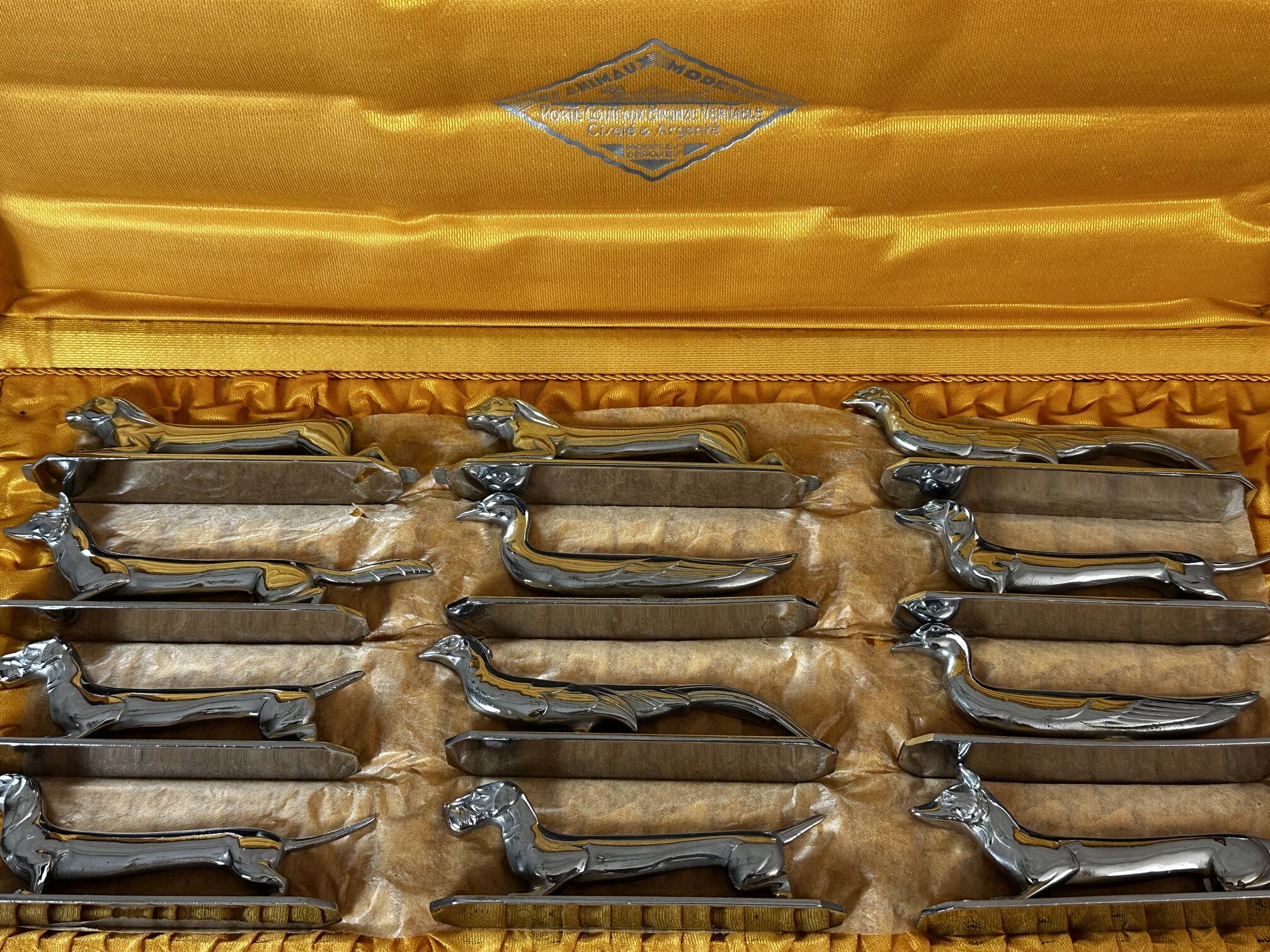 Box of 12 knife holders