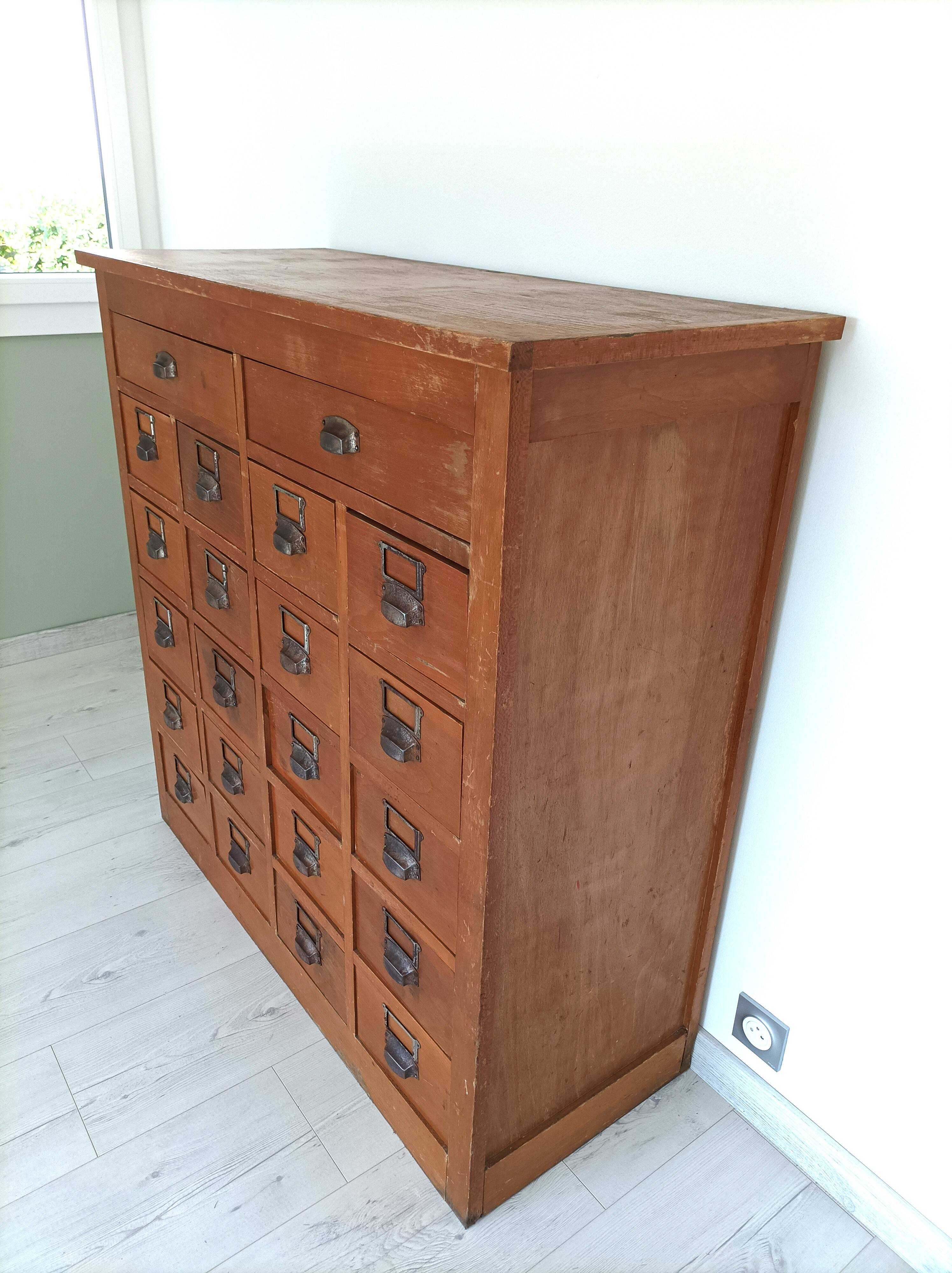 Meuble de métier art déco
