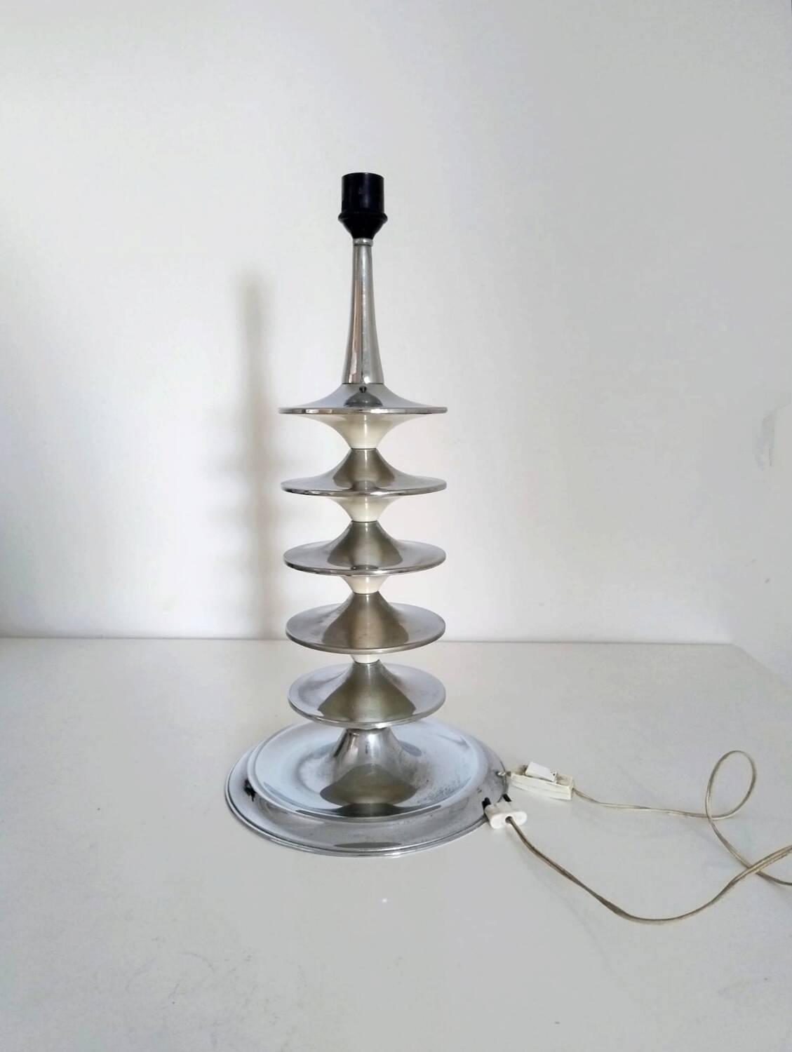 Lampe space age chromée