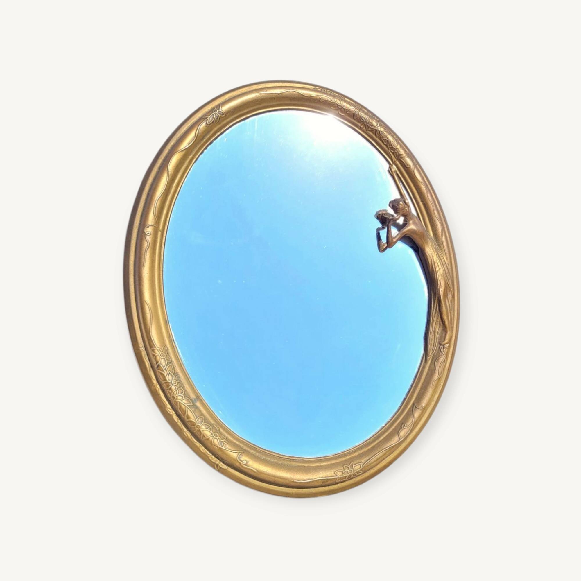 Oval mirror in gilded brass, Belle Époque style
