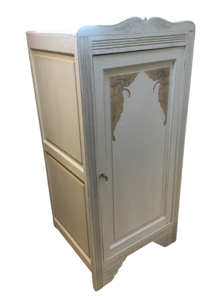 Hosiy cabinet