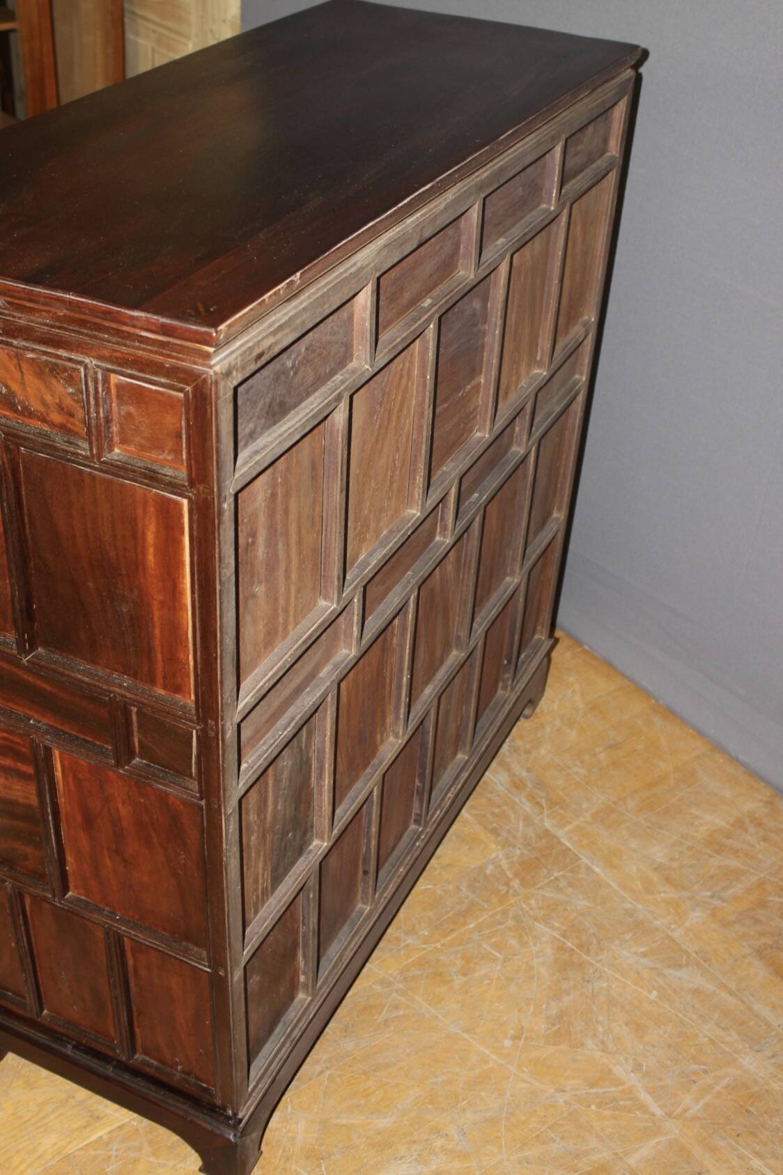 Indochinese Cabinet with Mother-of-Pearl Inlay, late 19th century