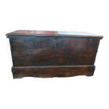 Solid wood chest