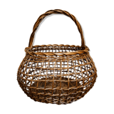 Openwork basket in willow rush