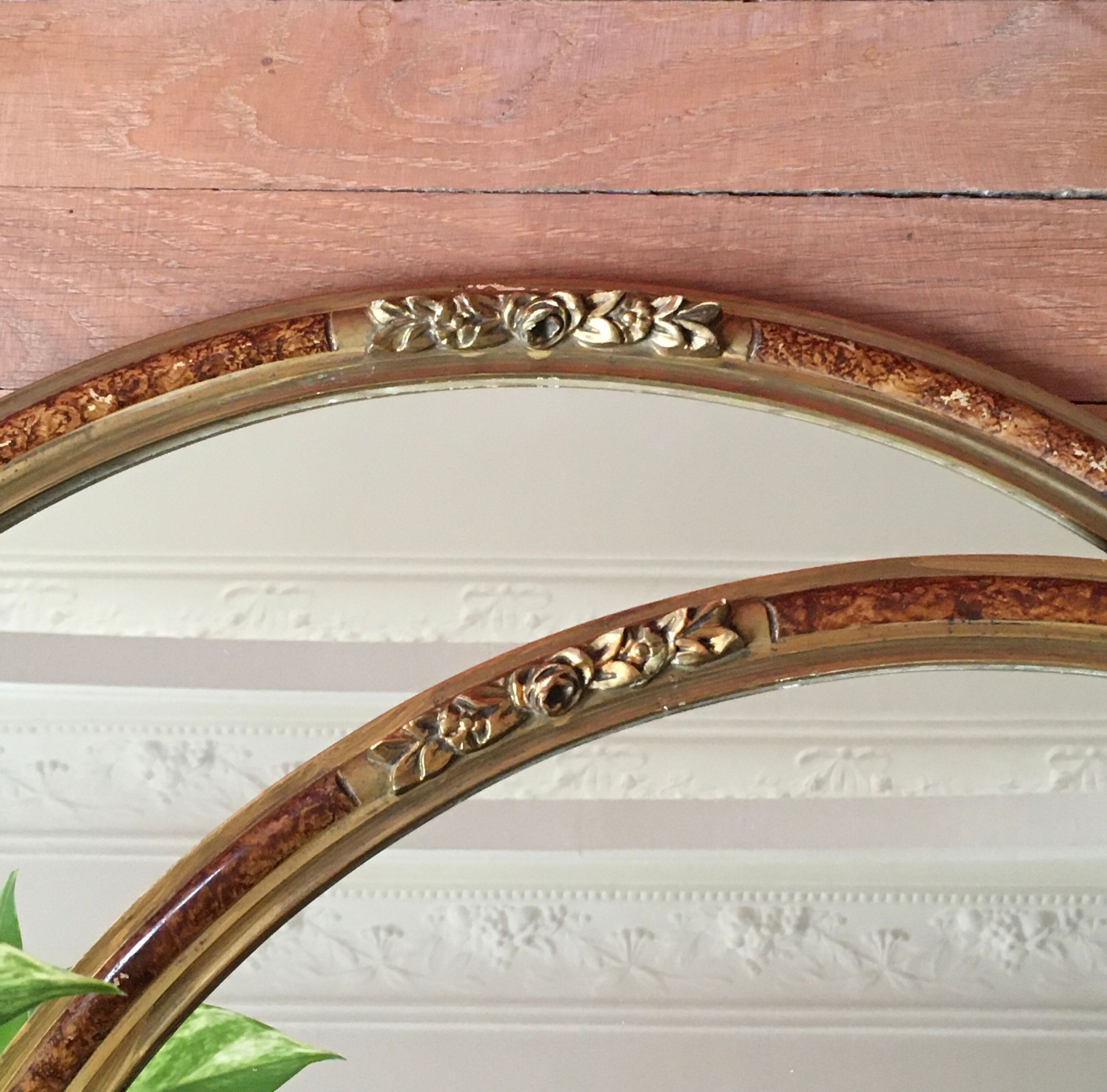 Pair of oval mirrors with stucco and lasca frame 55x44cm