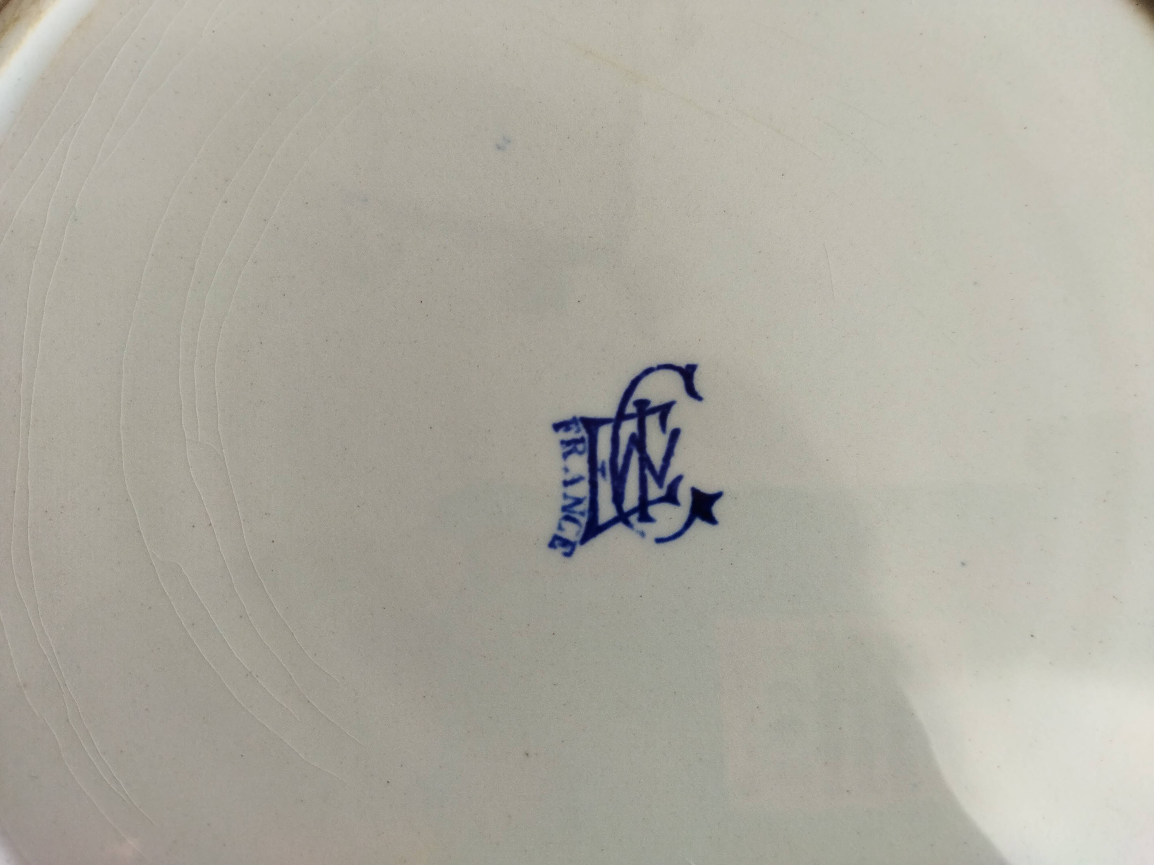 Six blue & white plates Gien, Villeroy & Boch, Sarreguemines, W.Adams (Tunstall) and K&G Luneville
