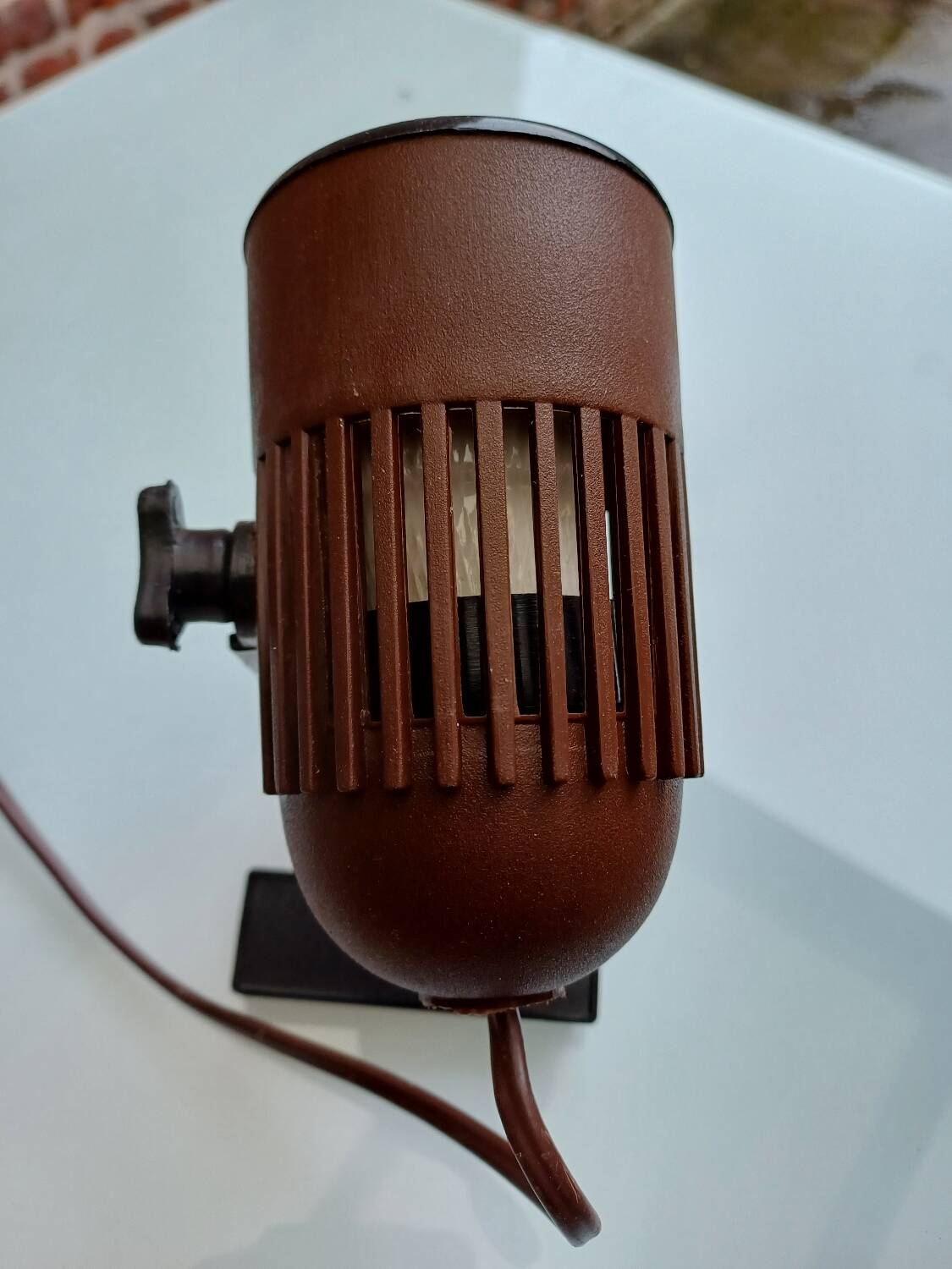 80's brown clip spotlight