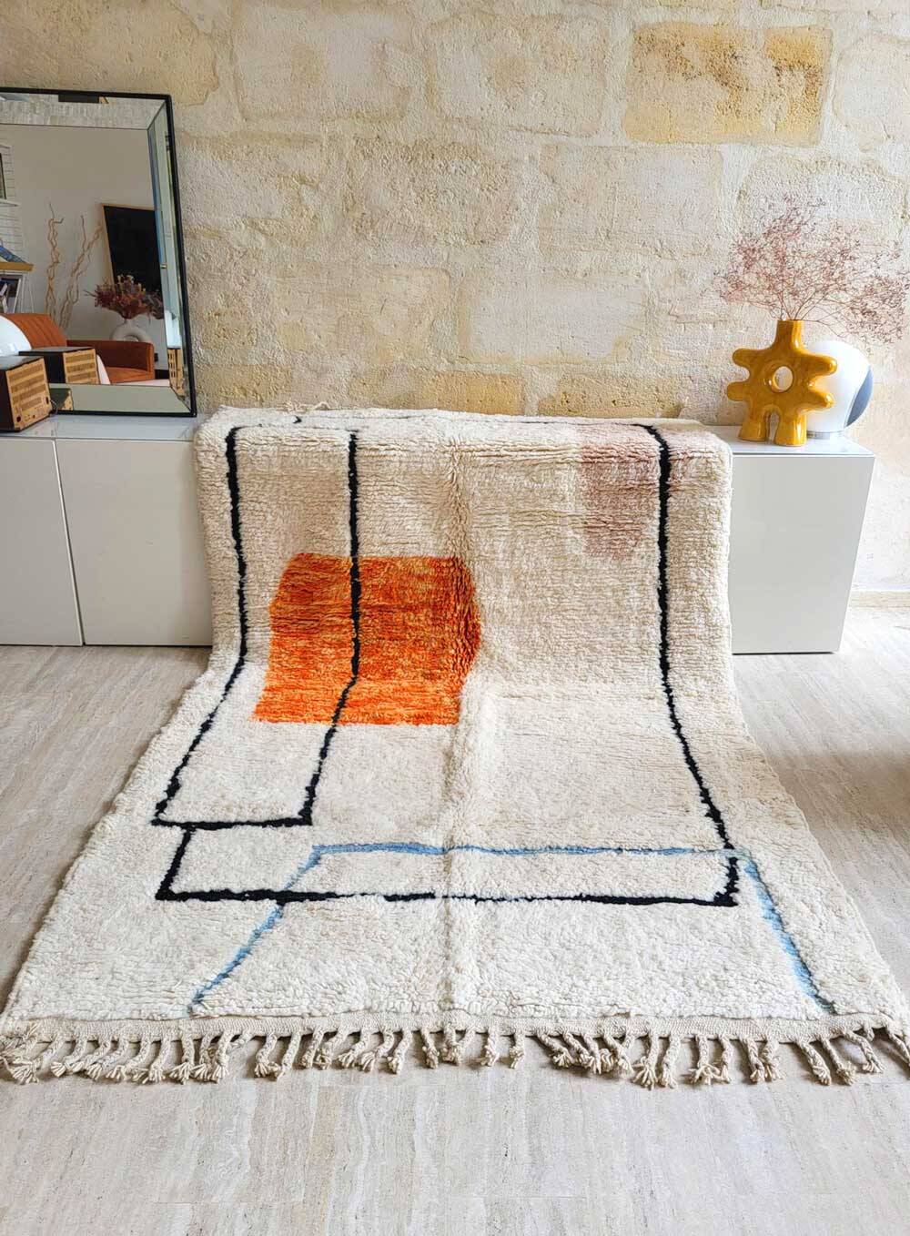 Béni Ouarain rug, geometric terracotta, pink and blue pattern