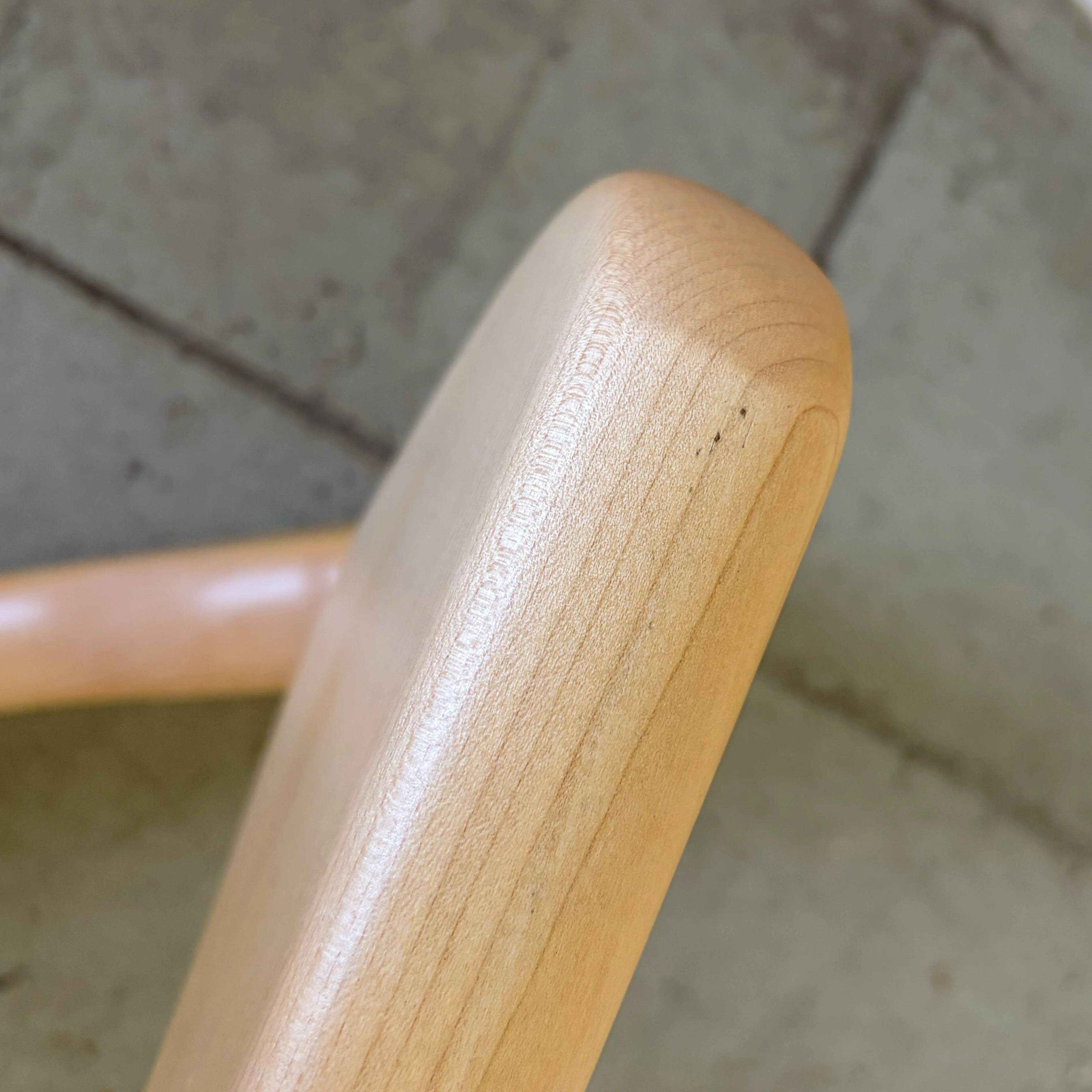 Iconic Noguchi coffee table in maple