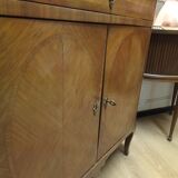 Commodity in rosewood veneer