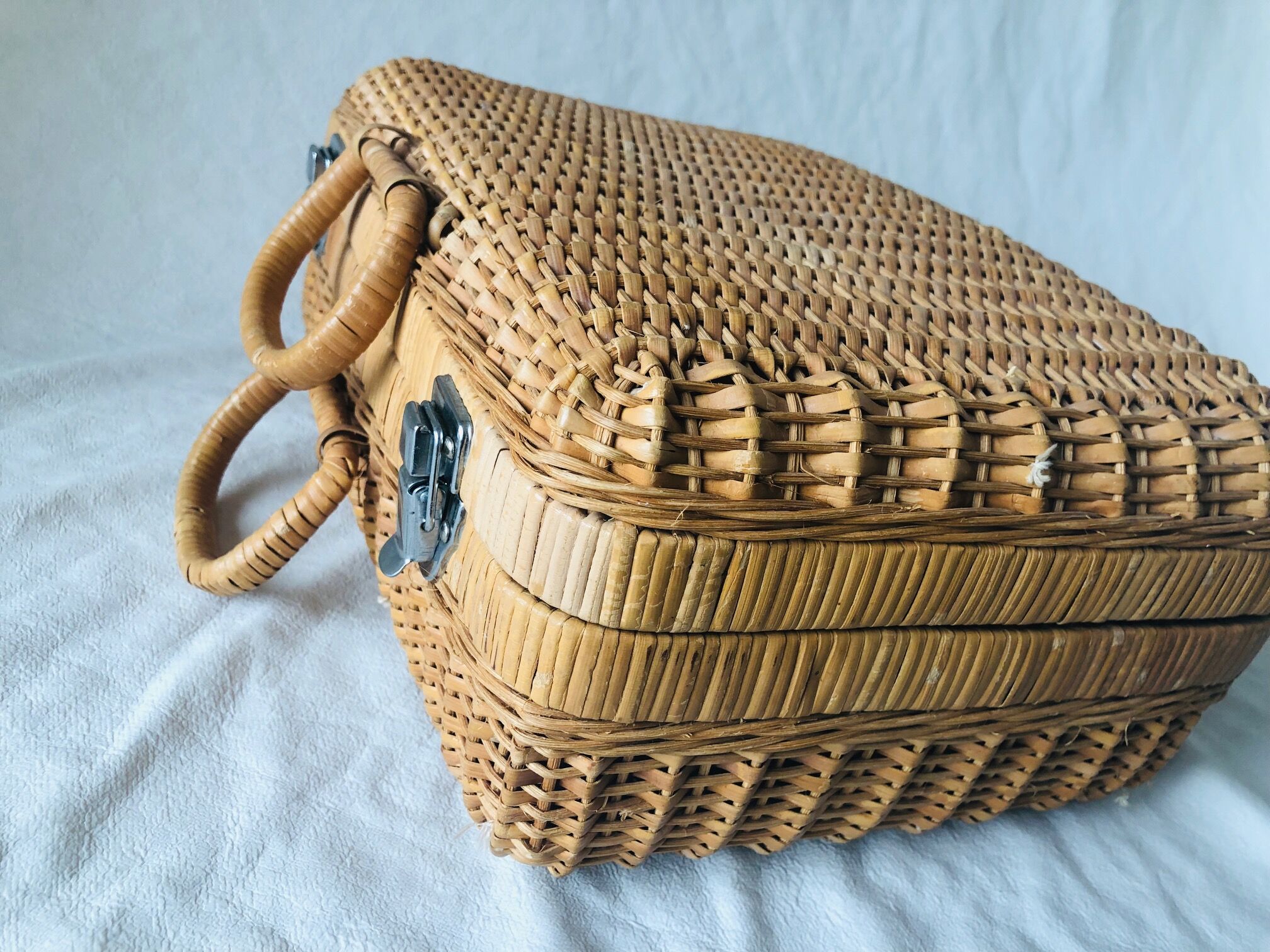 Wicker case, vintage