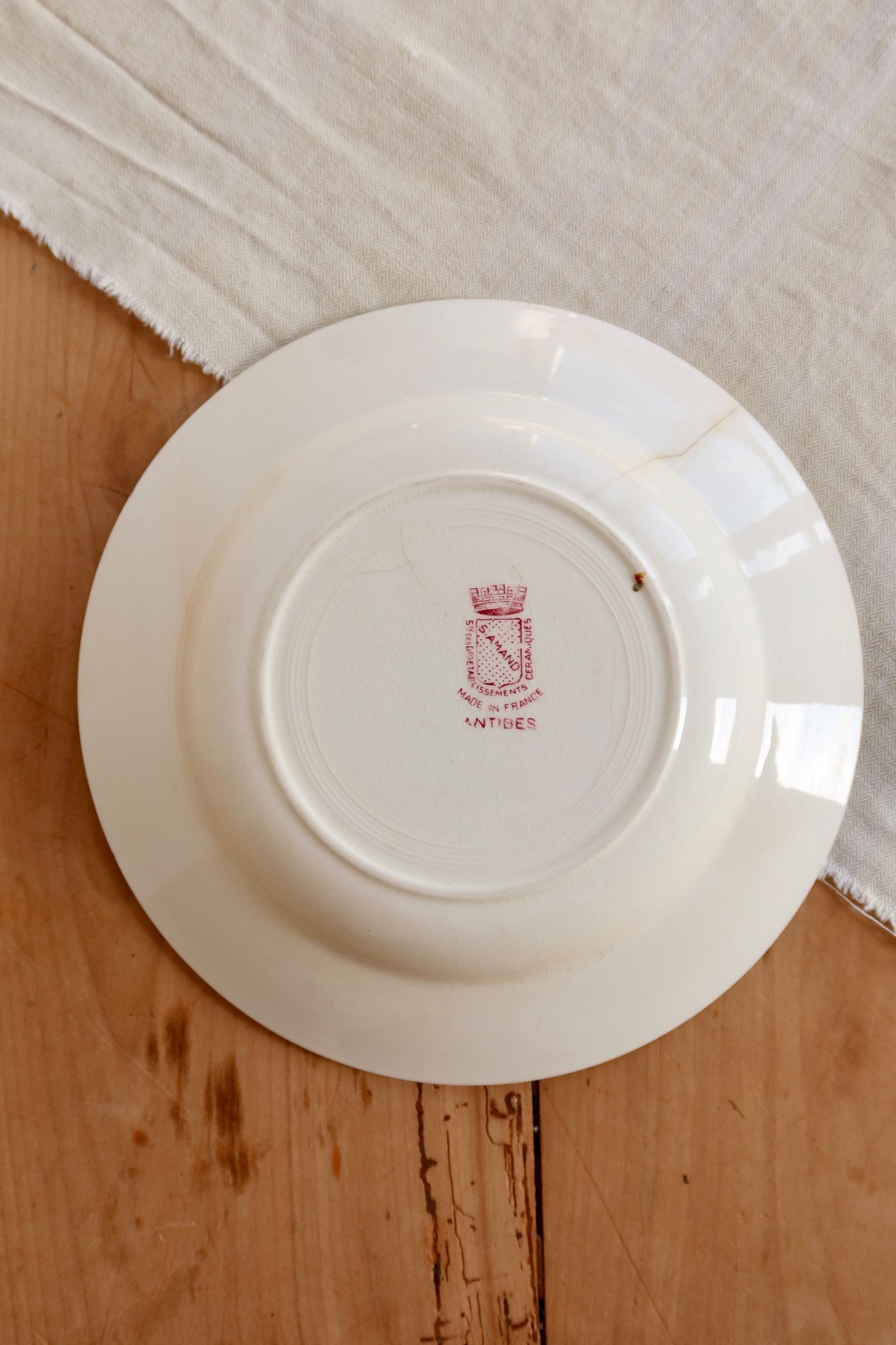 Vintage hollow plate from Saint-Amand, ironstone, Antibes design.