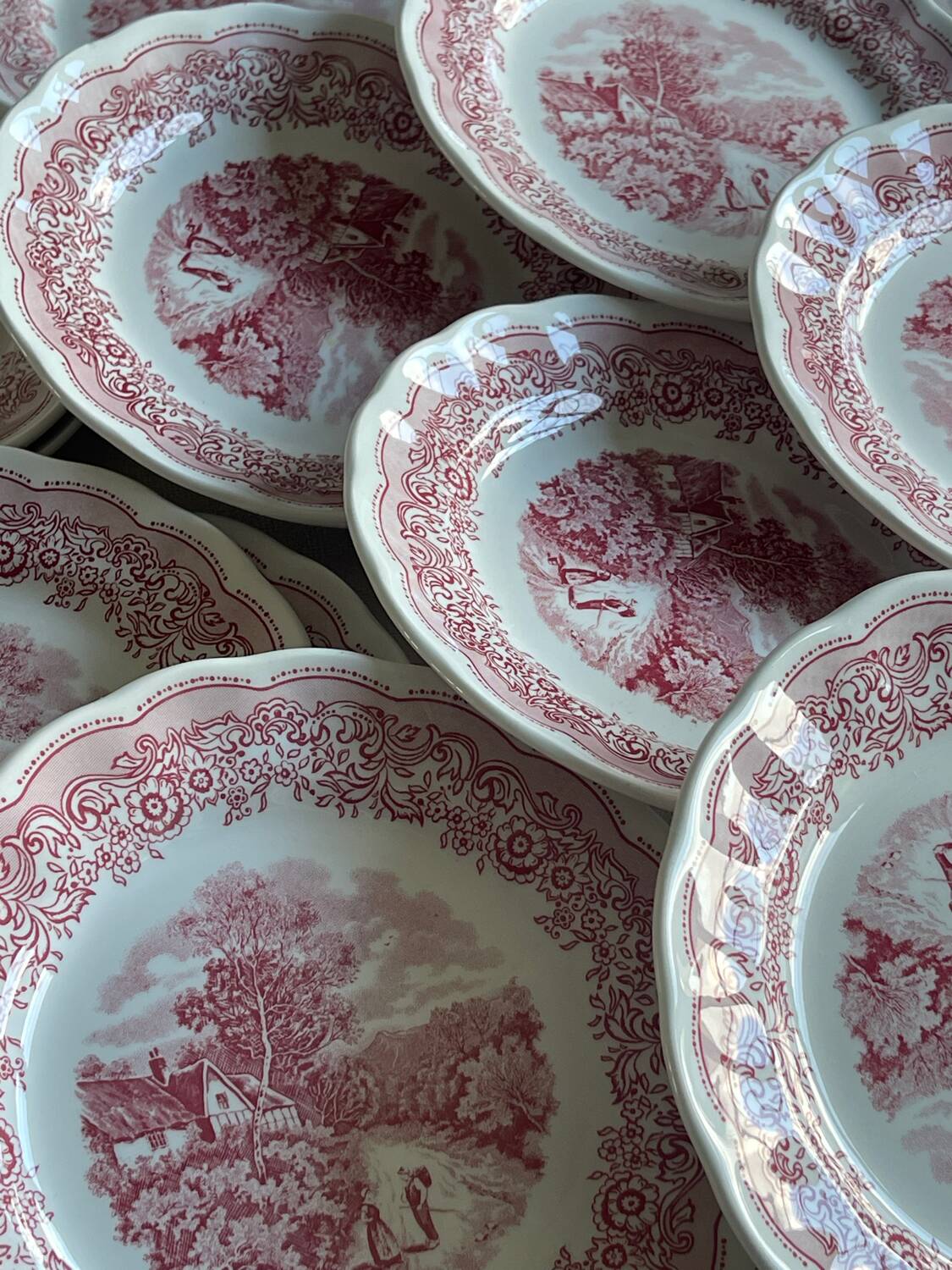 12 dessert plates Fontebasso Italy.
