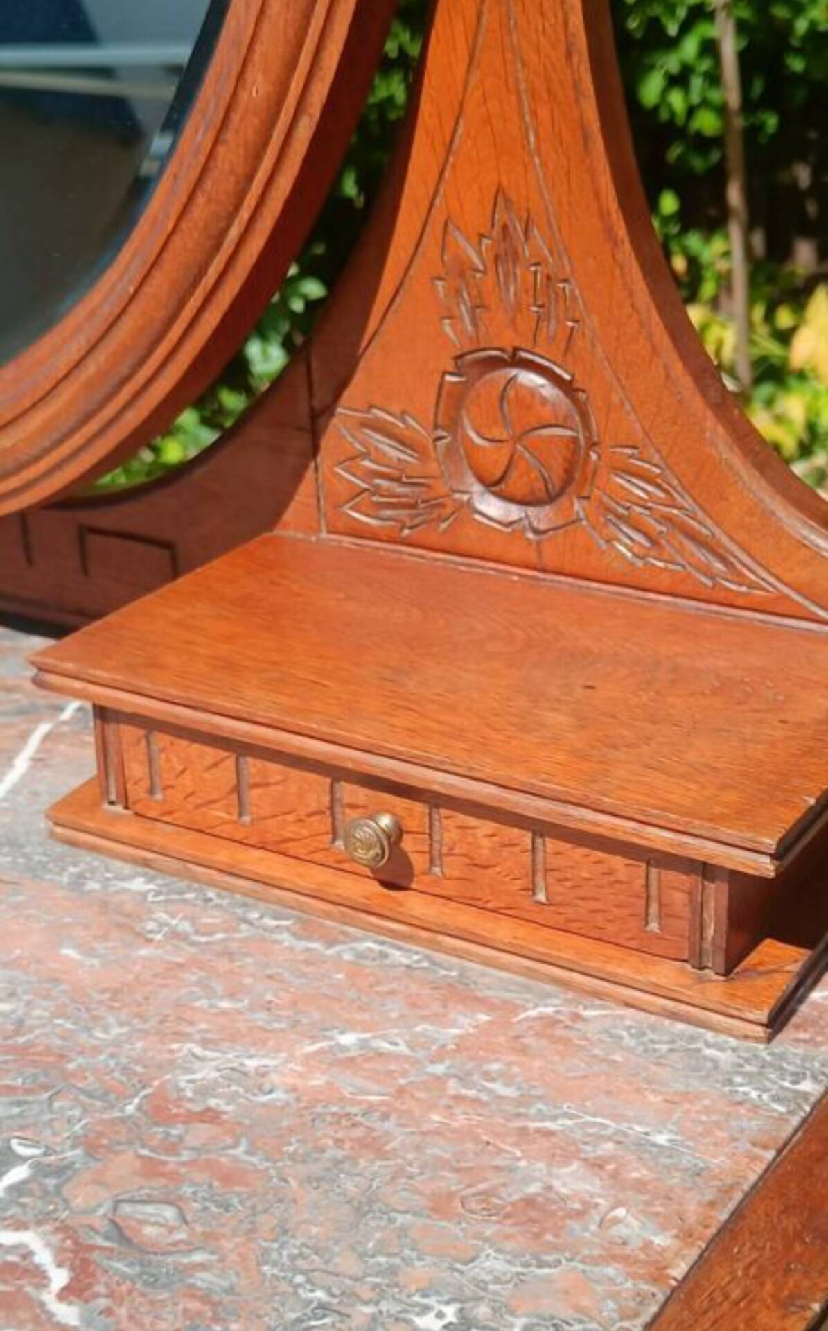 Art Deco dressing table in oak and red marble, 1920s-30s.
