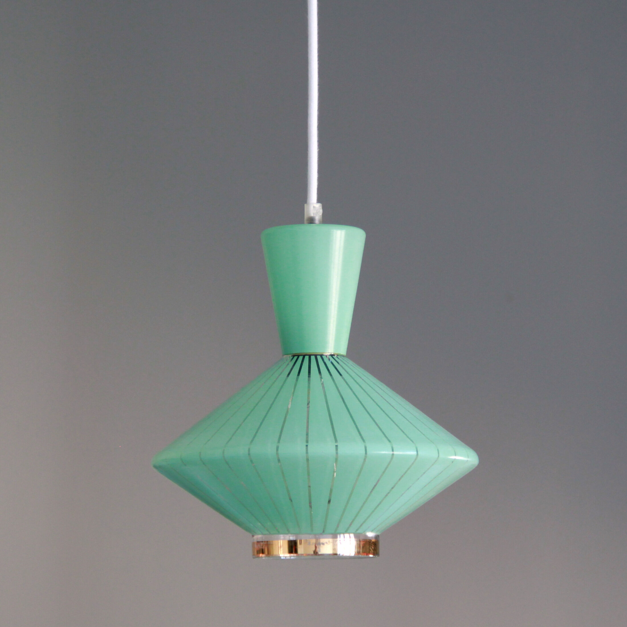 Green diabolo pendant lamp with gilding chandelier vintage luminaire