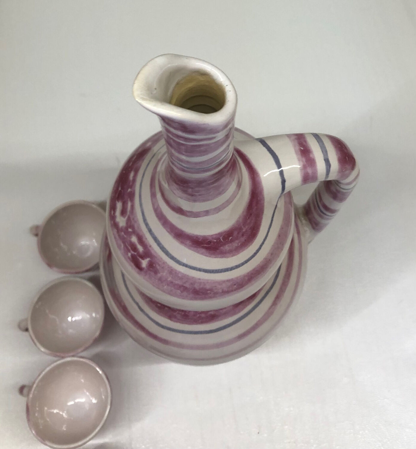 Ceramic tableware by Piccolo in Maredsous