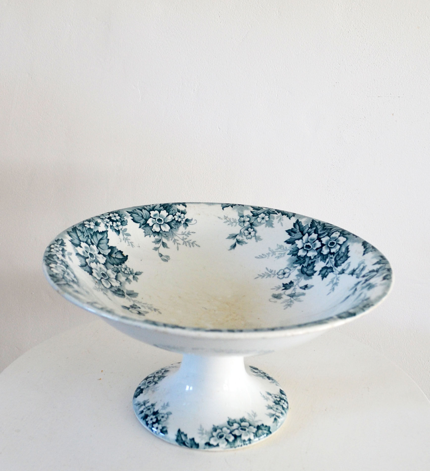 Compotier terre de fer model Marie Louise St Amand and Hamage