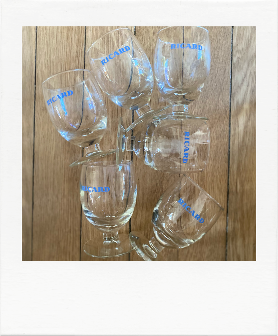Ricard aperitif glass service