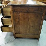 17th century cherry wood 3-drawer chest of drawers