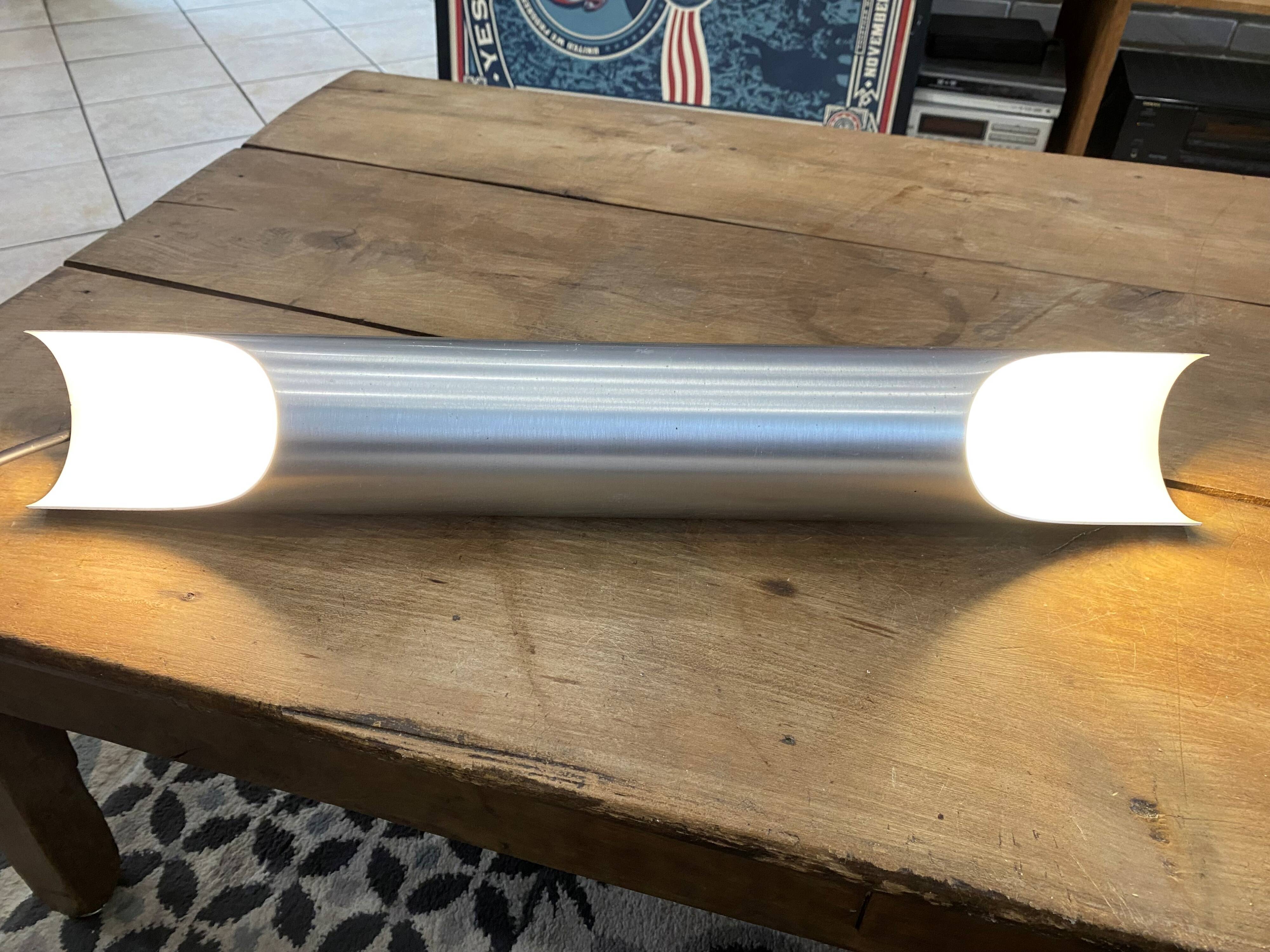 Wall lamp n1 Sconce Fuga XXL 60cm Aluminum Raak Komulainen 1970