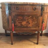 Half-moon chest of drawers