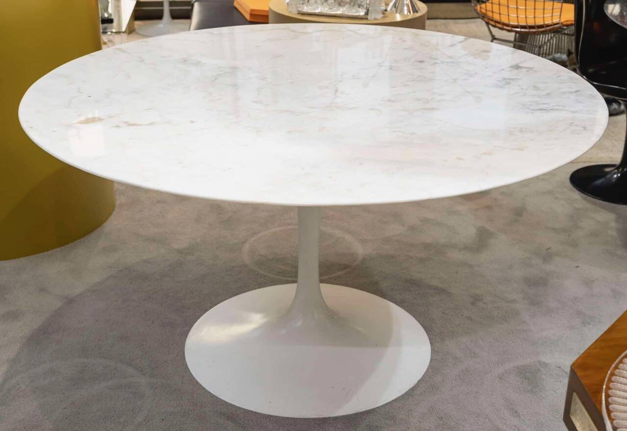 Eero saarinen & knoll international, table "tulip" 137 cm arabescato