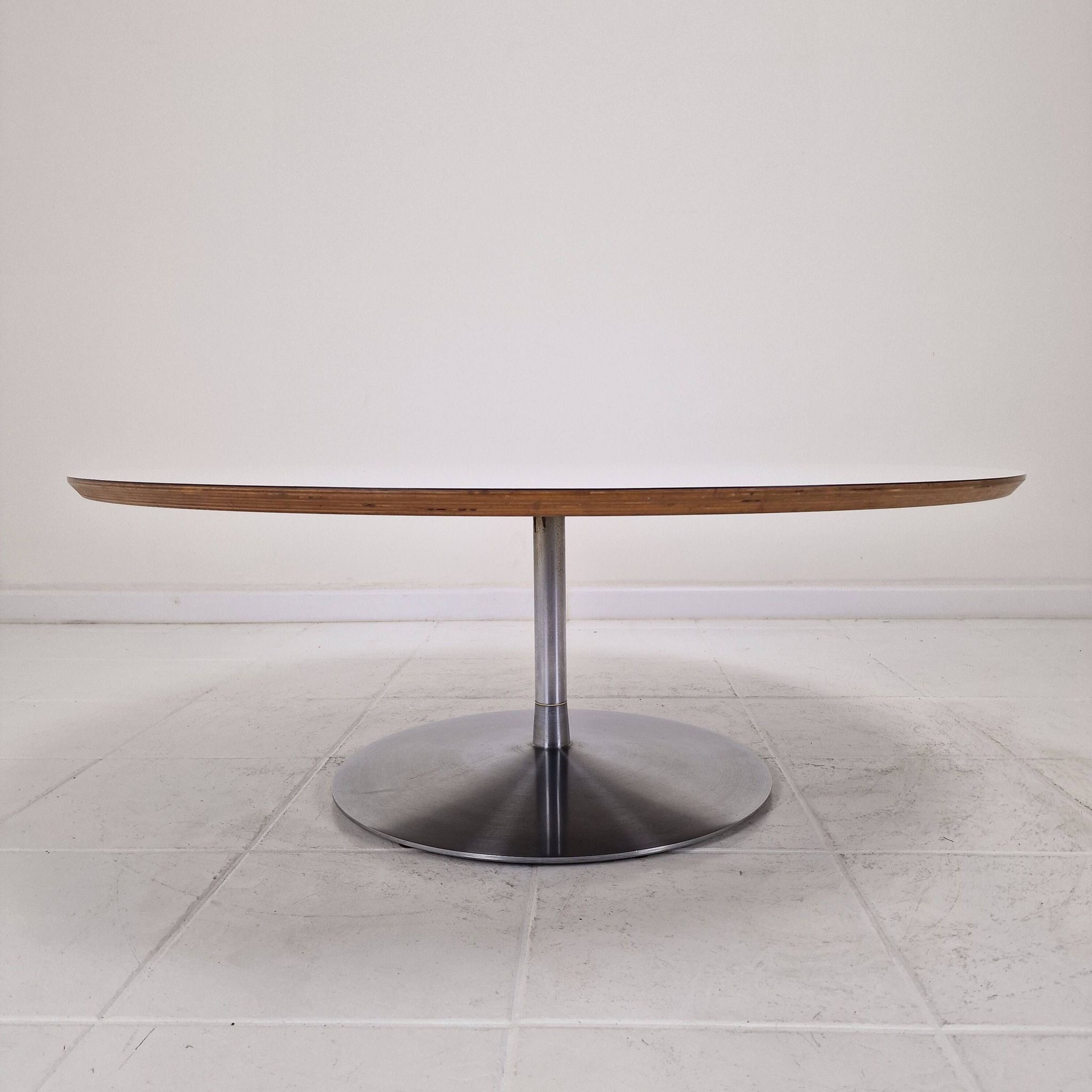 "Circle" Coffee Table by Pierre Paulin for Artifort, 1960s